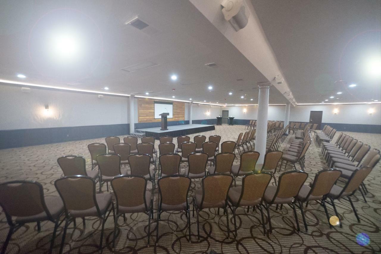 The Stone Castle Hotel & Conference Center Branson Ngoại thất bức ảnh